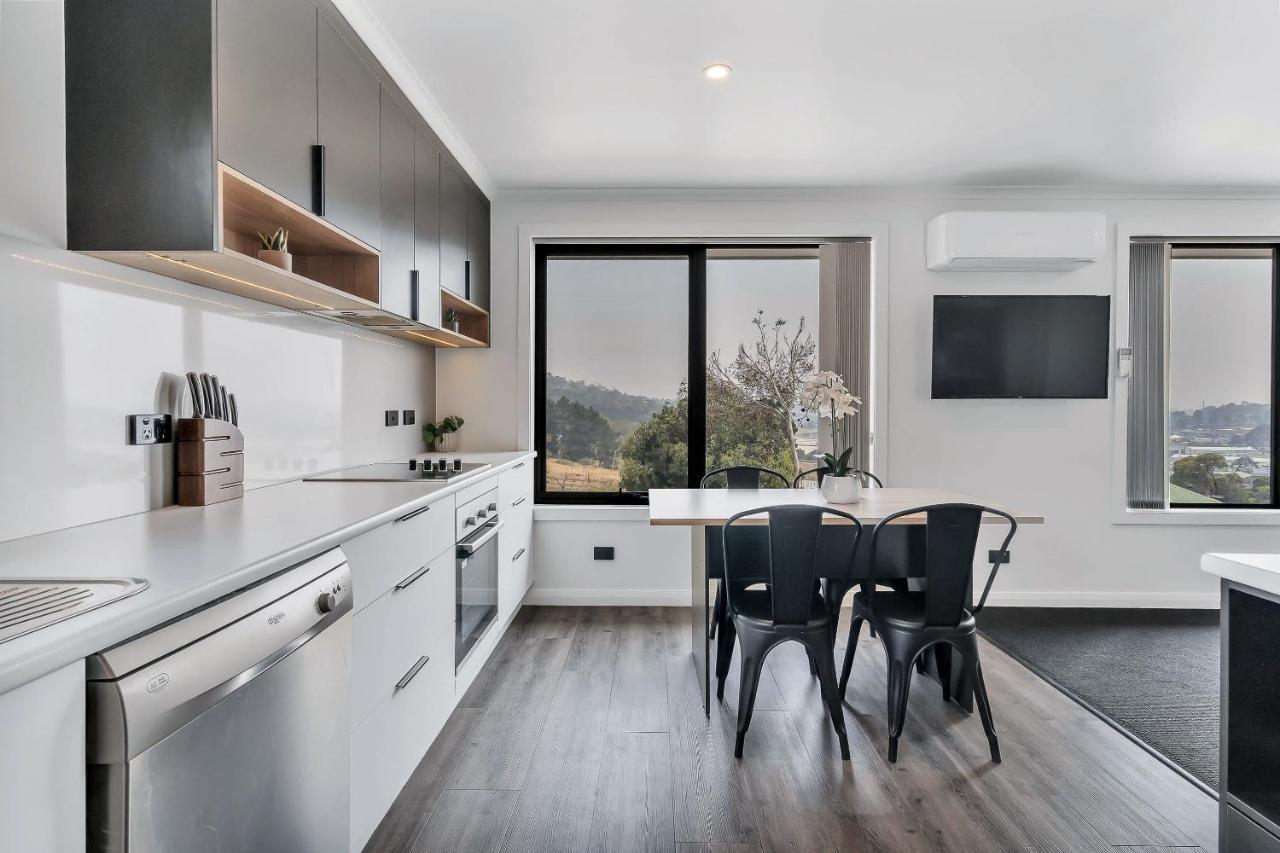 Youngtown Executive Apartments - 2Br Included, Free Parking & Wifi, Sofa Bed & Cot Fee Applies Launceston Esterno foto