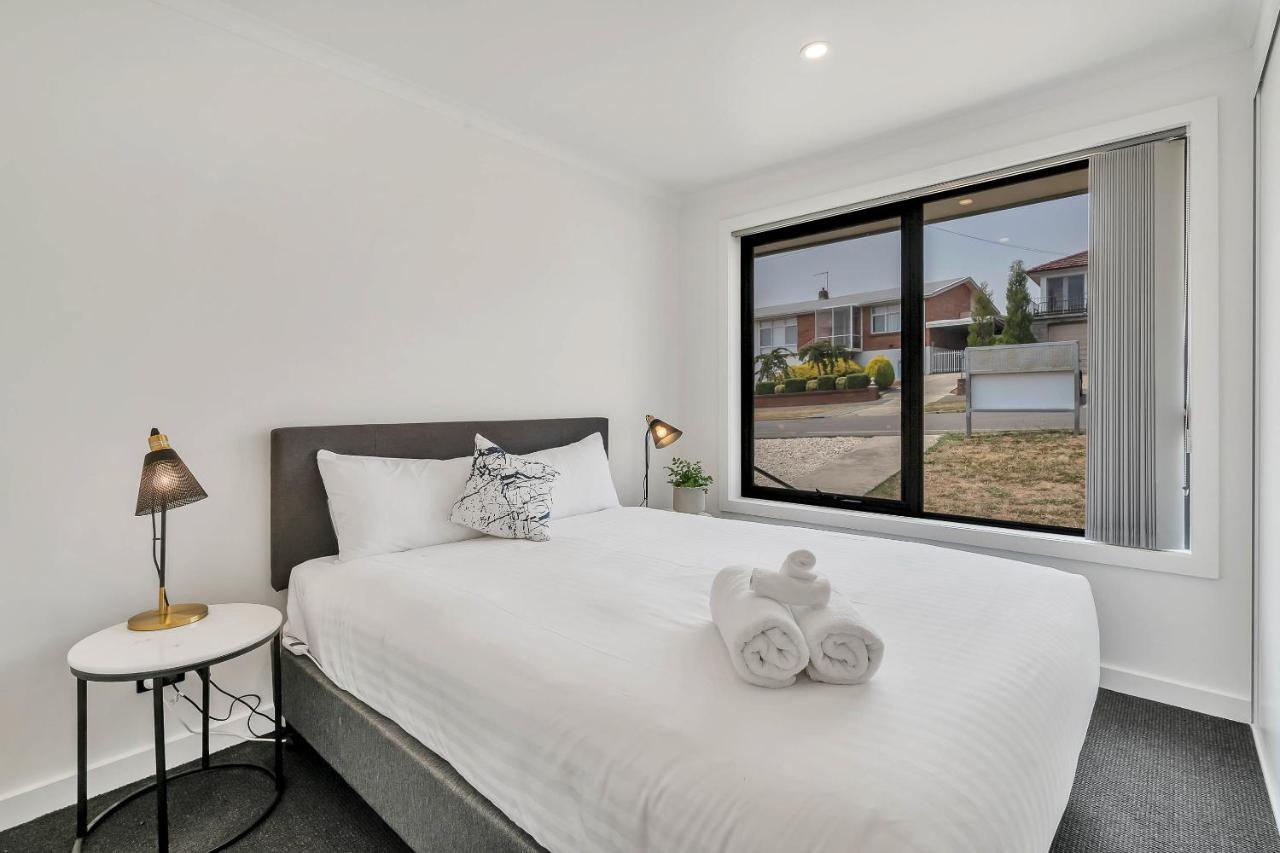 Youngtown Executive Apartments - 2Br Included, Free Parking & Wifi, Sofa Bed & Cot Fee Applies Launceston Esterno foto